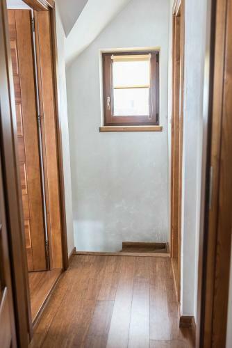 Apartament Pod Ob?azow?