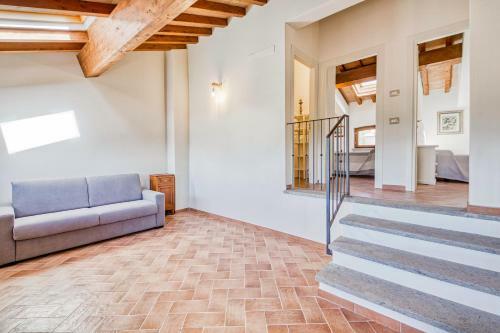 Apartamento Bright Apt With Terrace And Shared Pool