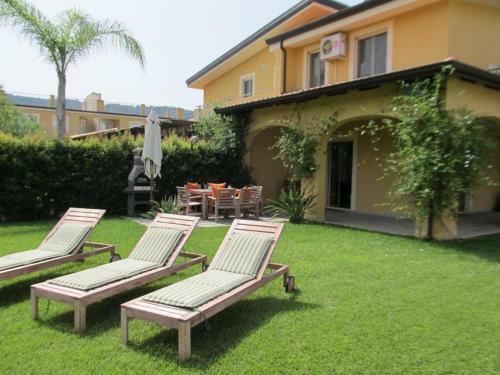 Villa 18 Pbc