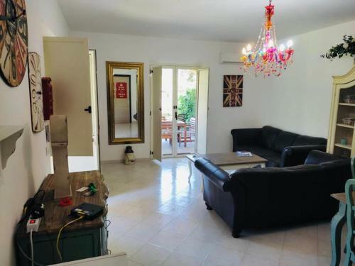 Villa 18 Pbc