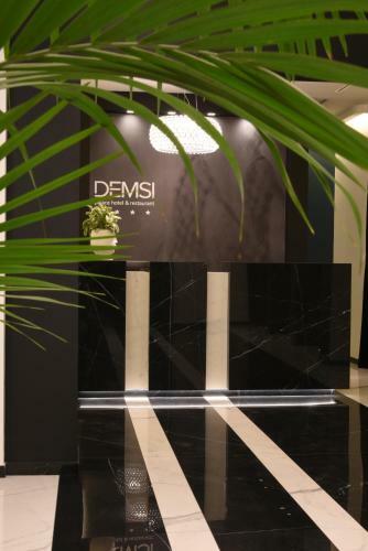 Demsi Palace Hotel & Restaurant