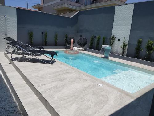Luxuosa Casa Com Piscina Em S�o Francisco Do Sul