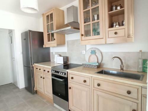 Seaview Mini Villa With Private Pool - 200 Metres From The Beach