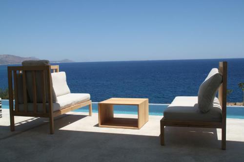 Villa Kuro Beach House