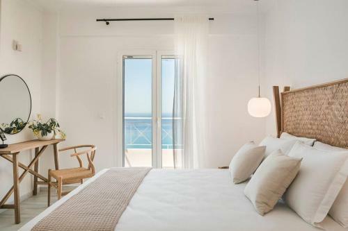 Lourdas White Villa