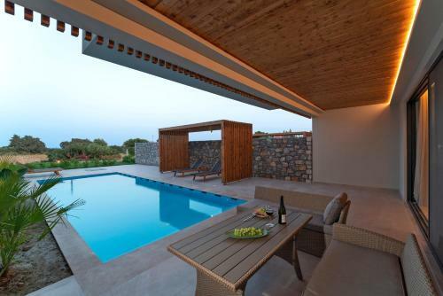 Aethrion Villas