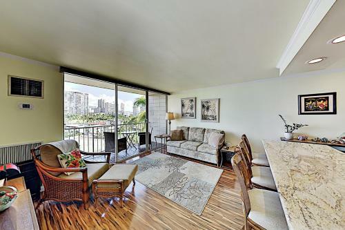 Waikiki 906
