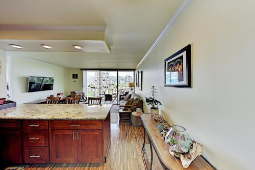 Waikiki 906