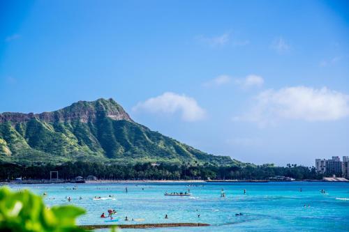 Waikiki 906