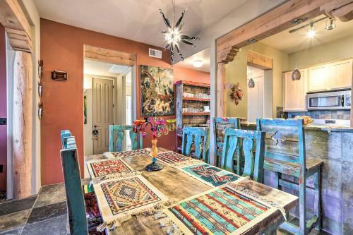 Apartamento Luxurious Santa Fe Retreat With Community Pool!
