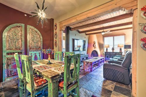 Apartamento Luxurious Santa Fe Retreat With Community Pool!