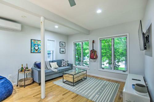 Hudson Valley Home With Lake Views And Kayaks