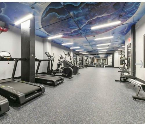 Apartamento 510/512 Brooklyn Luxury Duplex (2 Apts) Pets & Parking!