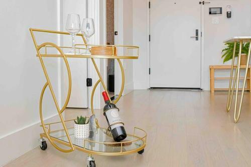 Apartamento 510/512 Brooklyn Luxury Duplex (2 Apts) Pets & Parking!
