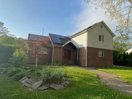 Beautiful 4 Bedroom House With Pool