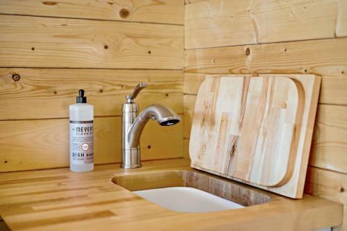 Laurel Ridge Cabin...experience Nature In 90 Acres!