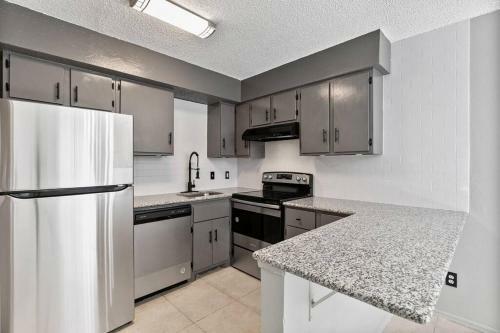Apartamento Gorgeous Spacious Condo Centrally Located In Okc