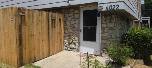 Apartamento Gorgeous Spacious Condo Centrally Located In Okc