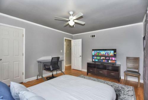 New-3 Bedroom-large Kitchen-family- Friendly