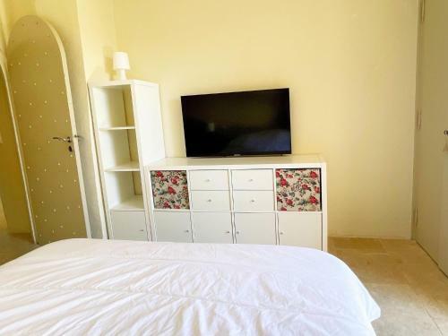 Spacious Holiday Home In Mouans-sartoux With Garden