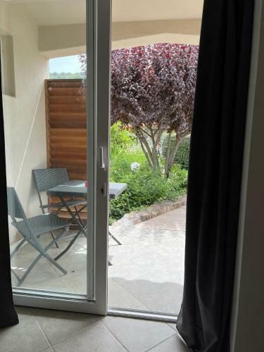 Hostal Room In Bb - Santa Giulia - Charming Bed And Breakfast With Breakfast Included