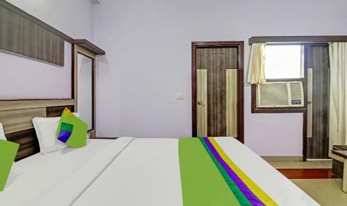 Treebo Trend Hotel Golden Bird