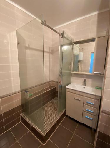 Apartamento ??????????? 1-?????????