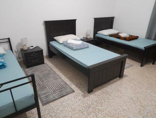 Family Room In A 10 Minutes Walk From Corniche Beach