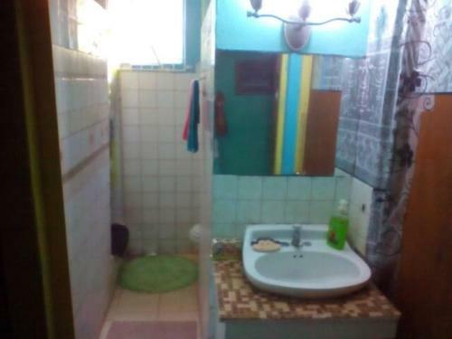 Buckingham Villa & Suites@cozy Room # 2-a/c