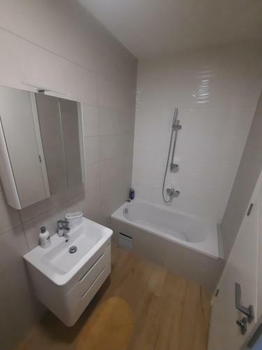Apartamento Delta City Mall