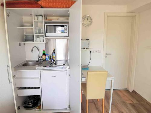 1 Zimmer Apartment Blauer Seestern Allensbach Ferienwohnung
