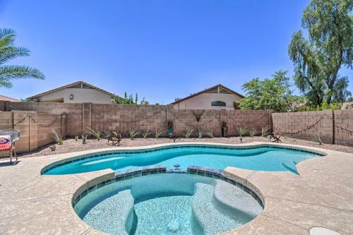 Maricopa Family Home With Private Pool And Spa!