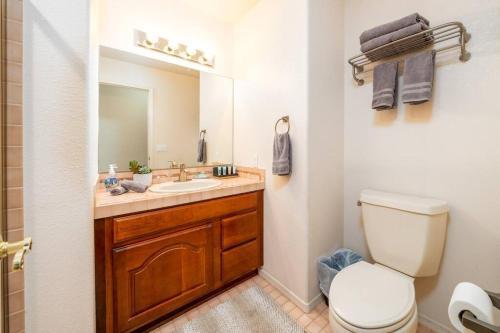 New! Lake Havasu Oasis W/ Custom Pool & Spa-