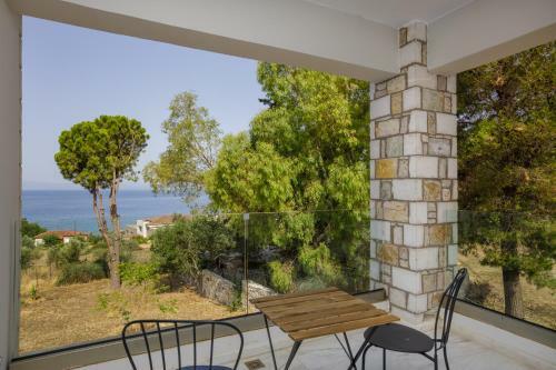 Villa Bay's Balcony Verga