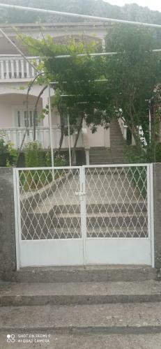Village House Iva