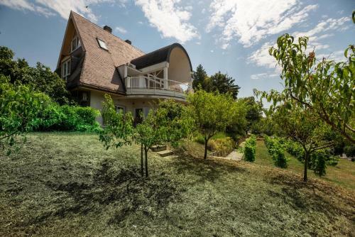 Panor�ma Villa Akarattya