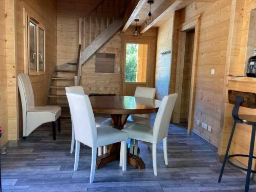 Forest Jura Lodge - Chalet Des Sapins