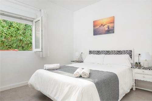 Villa Casa Blanca, Pool And Beach