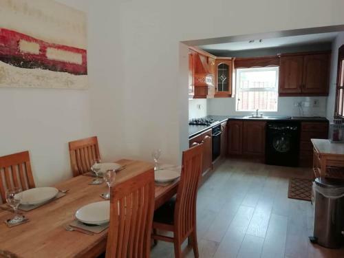 Bovinda Cottage - By The Beach, Bettystown