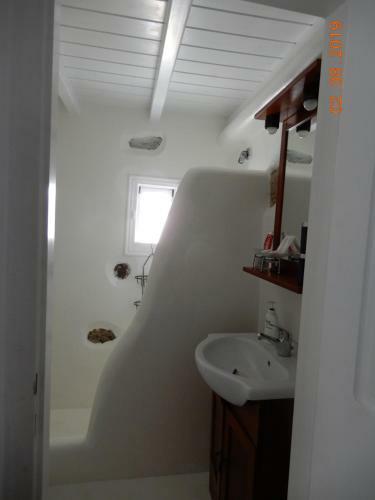 Feroniki Mykonos