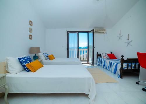 Door To Summer, Villa Near The Beach