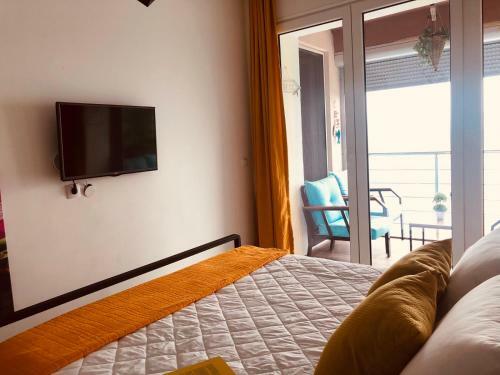Sunrise Beach Deluxe Apartment