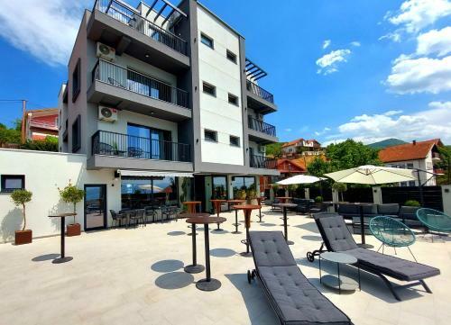 Hotel La Vista Luxury Villa