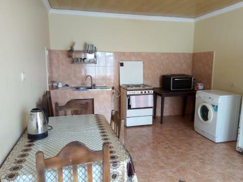 Hostal Julia Guest House