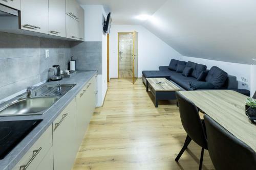 Apartmani Tom?i?