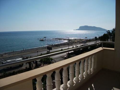 Orange Grove Apart Hotel