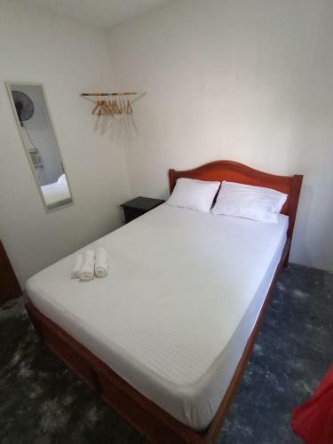 Albergue Hostal Maromas