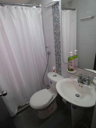 Apartamento Apto Moderno,excelente Ubicacion, Piscina,parking.