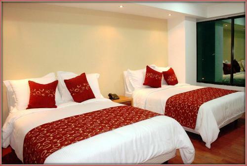 Hotel Travel Gold
