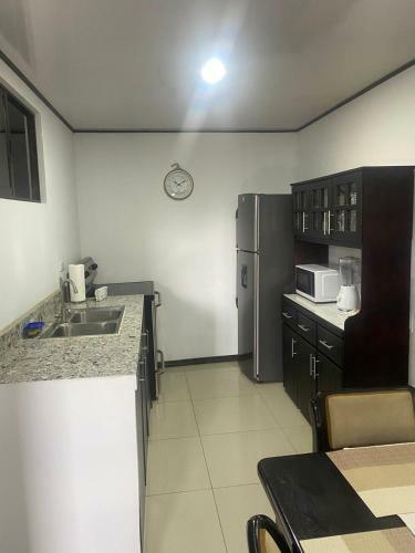 Apartamentos Cielo #3, Airport Juan Santamar�a